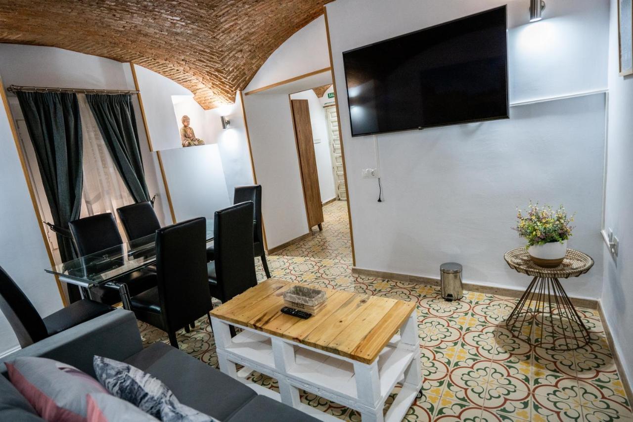 Art & Suite Apartment Caces Eksteriør bilde
