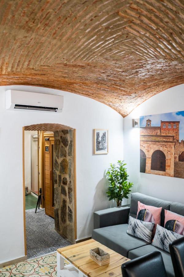 Art & Suite Apartment Caces Eksteriør bilde