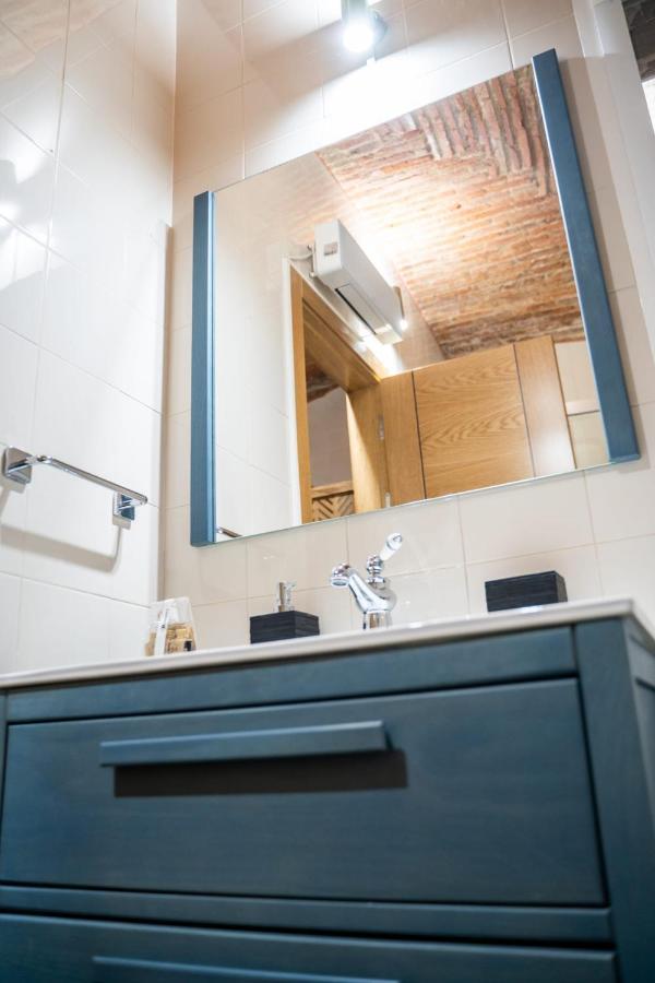 Art & Suite Apartment Caces Eksteriør bilde