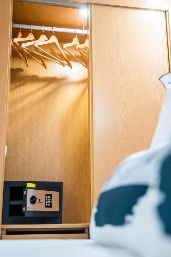 Art & Suite Apartment Caces Eksteriør bilde